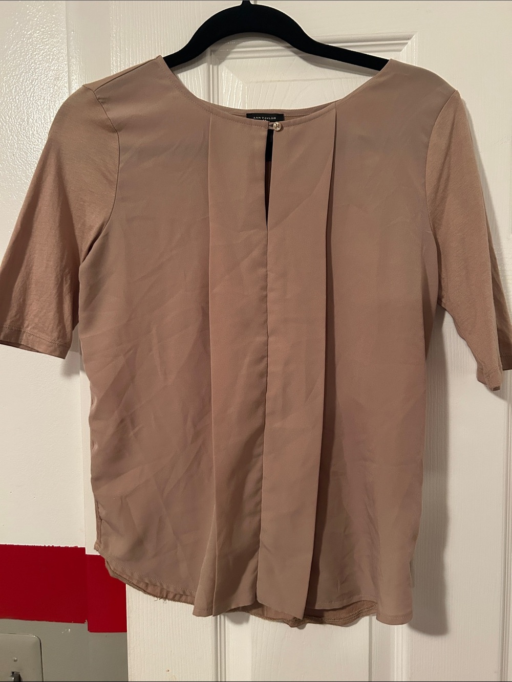 Ann Taylor Taupe Short Sleeve Pleated Front Blouse